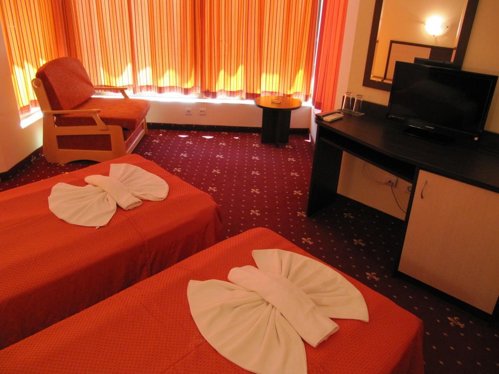 Maverick Hotel Sluneční pobřeží Pokoj fotografie